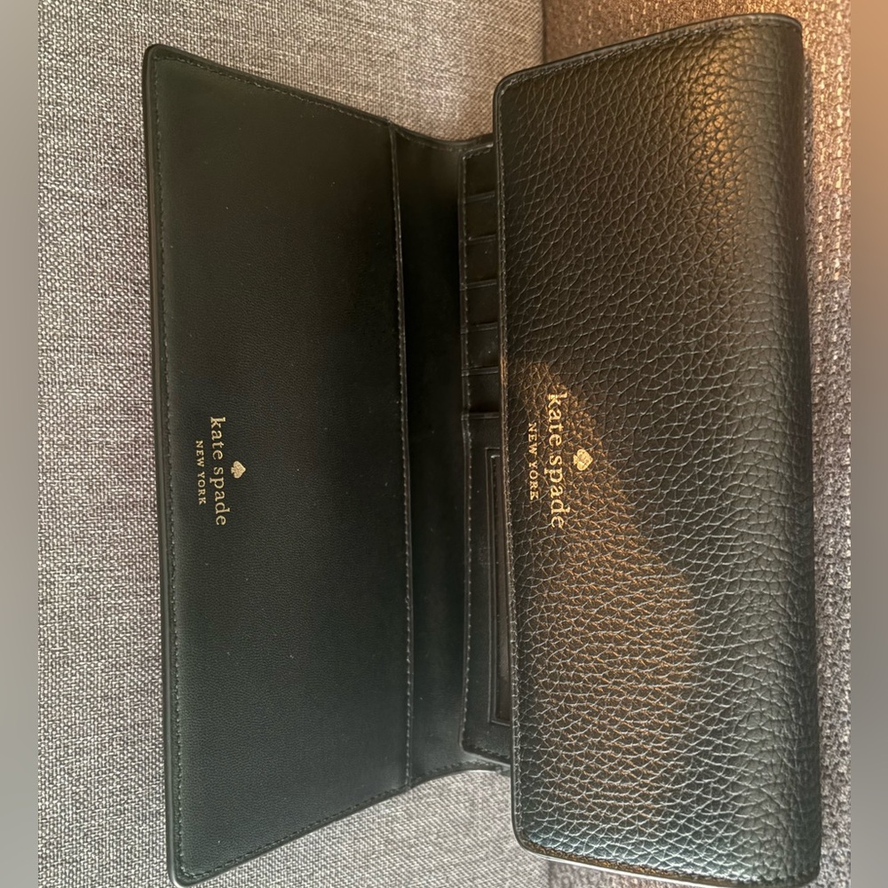 Kate Spade wallet - Picture 8 of 9